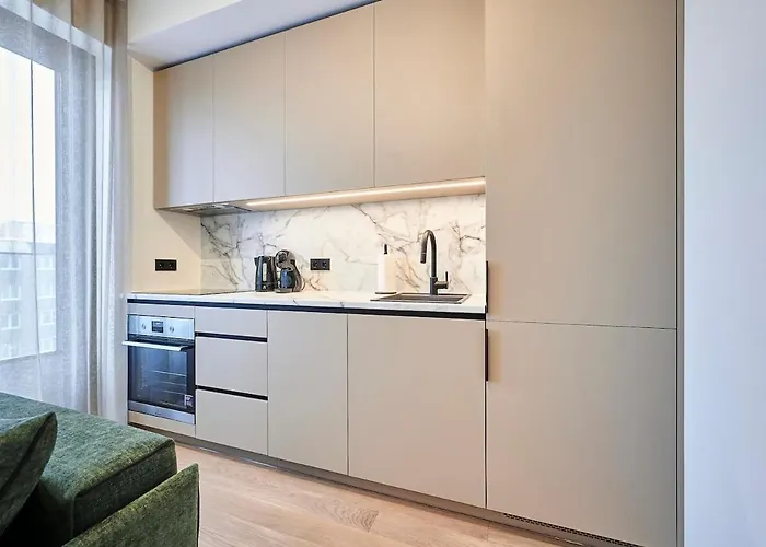 Brand New 2026 - Self Check-in - Balcony - Near Hilton Lägenhet