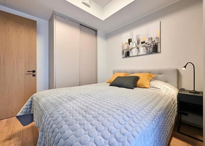 Apartmán Brand New 2026 - Self Check-in - Balcony - Near Hilton