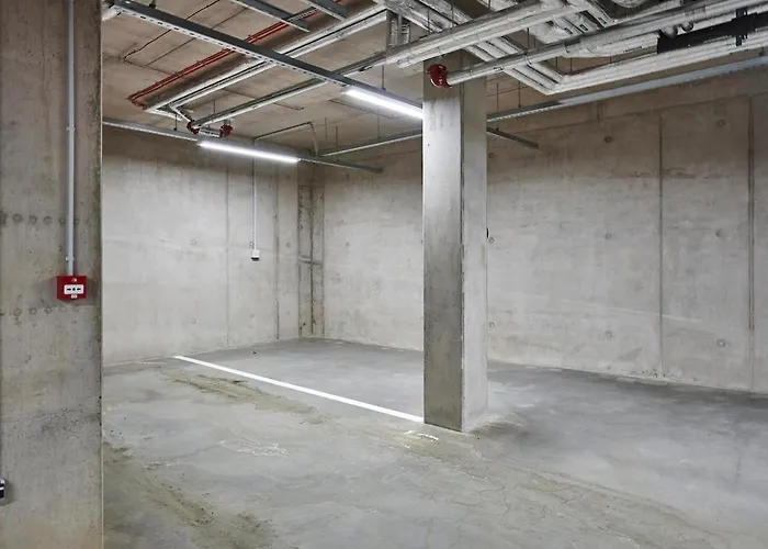 Brand New 2026 - Self Check-in - Balcony - Near Hilton