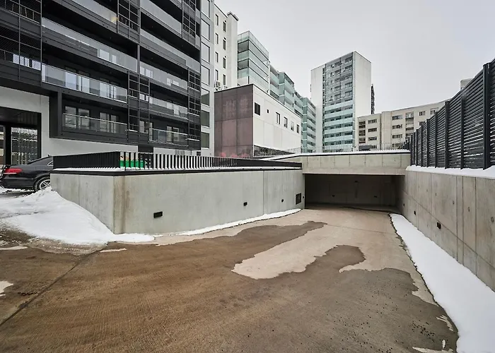 Brand New 2026 - Self Check-in - Balcony - Near Hilton